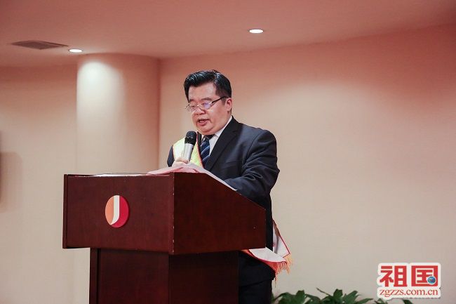 中国和欧盟经济总量占几分之几_七巧板占几分之几画图(2)
