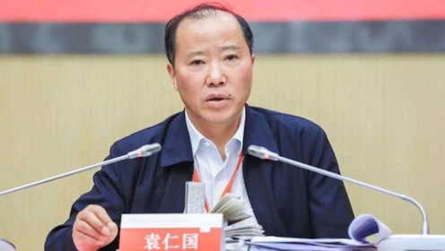 大学董事长_清华大学董事长图片
