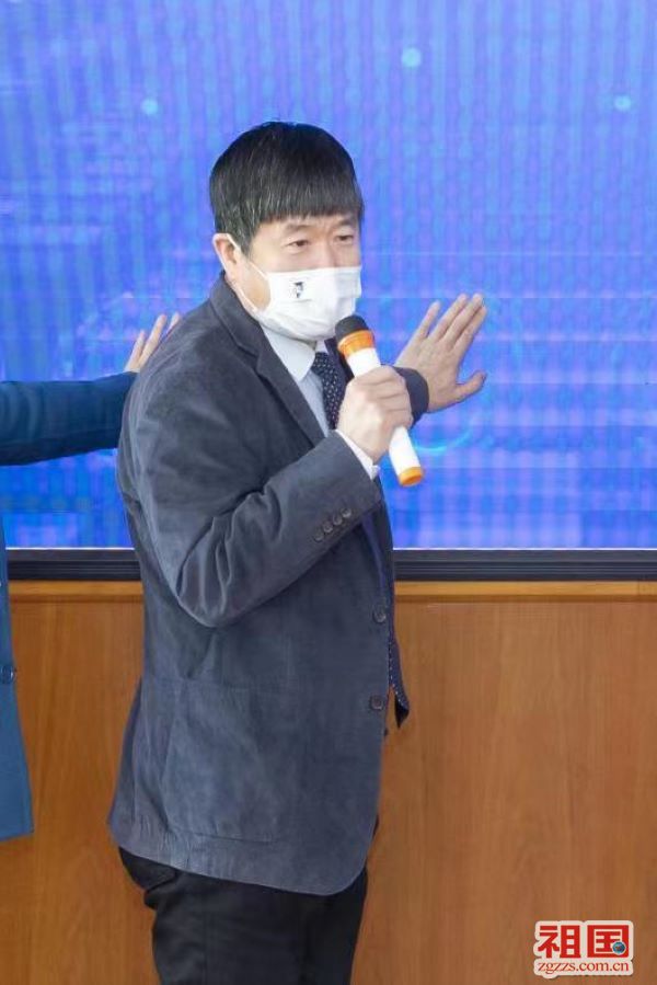 黑龙江省抗癌协会理事长、哈医大肿瘤医院党委书记赵长宏宣布第28届全国肿瘤防治宣传周黑龙江省启动仪式、哈医大肿瘤医院大型义诊开始